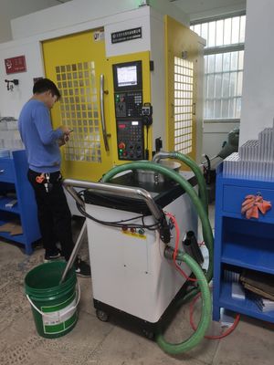 Küçük Chip Çamur Çıkarma Makinesi Makine Araçları için Mobil Çamur Çıkarma Makinesi